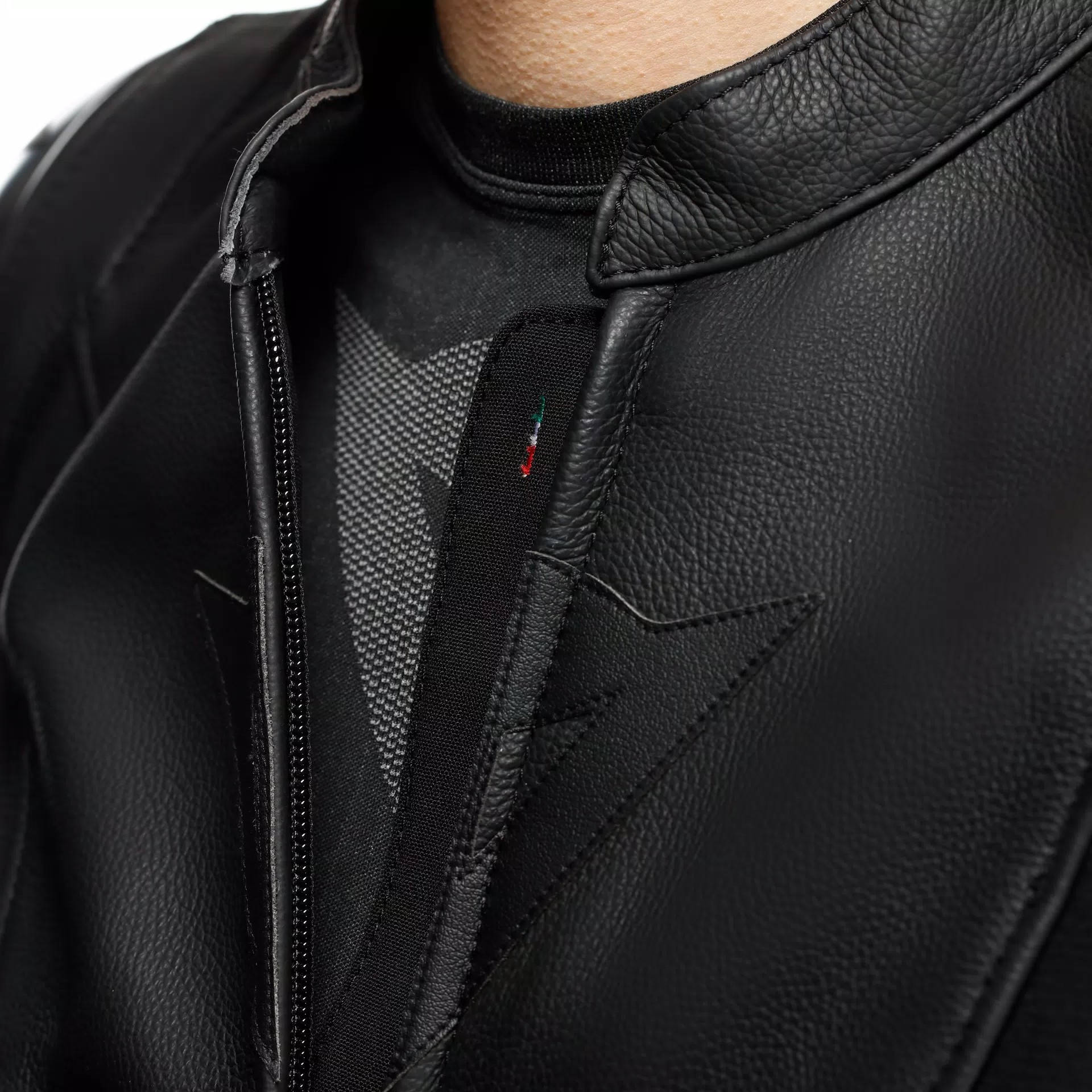 Кожаная куртка DAINESE IPERATTIVA LEATHER-TEX JACKET WMN