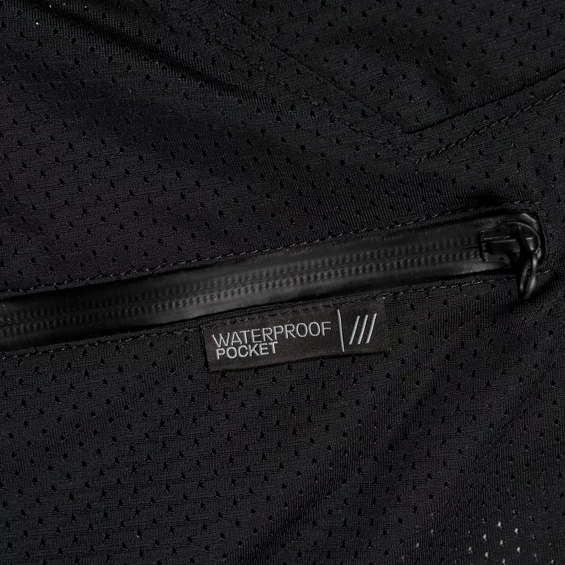 Кожаная куртка DAINESE FULCRO QDF LEATHER JACKET